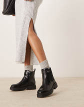 ASOS DESIGN Anarchy chunky toe cap boots in black ASOS