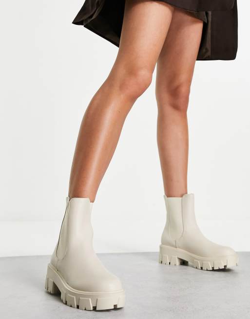 Glamorous chunky chelsea boots in cream