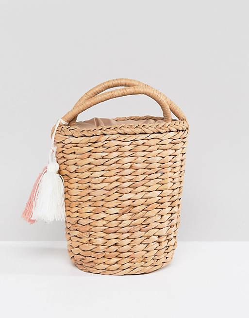 Glamorous Circular Straw Bag With Tassel