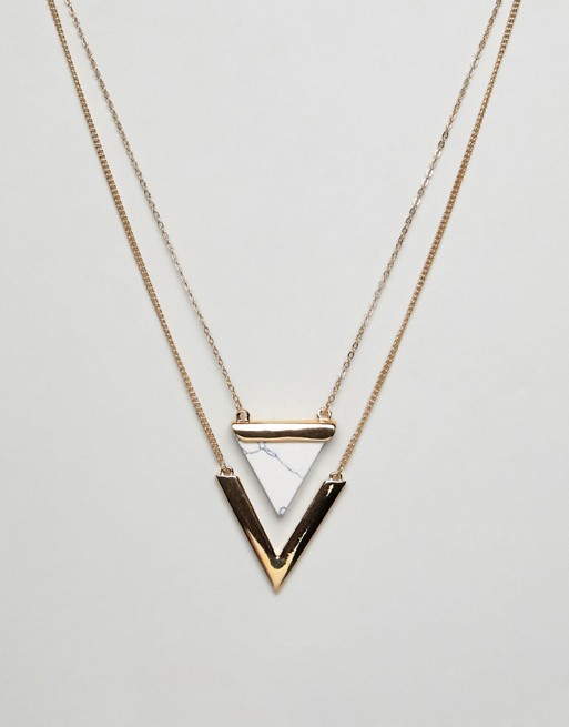 Asos Glamorous – Collier avec pendentifs triangle et marbré