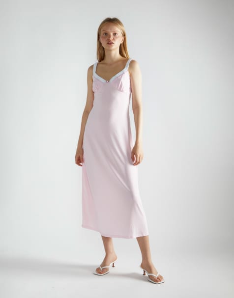 Glamorous Contrast scrunchie strap midi dress in light pink white