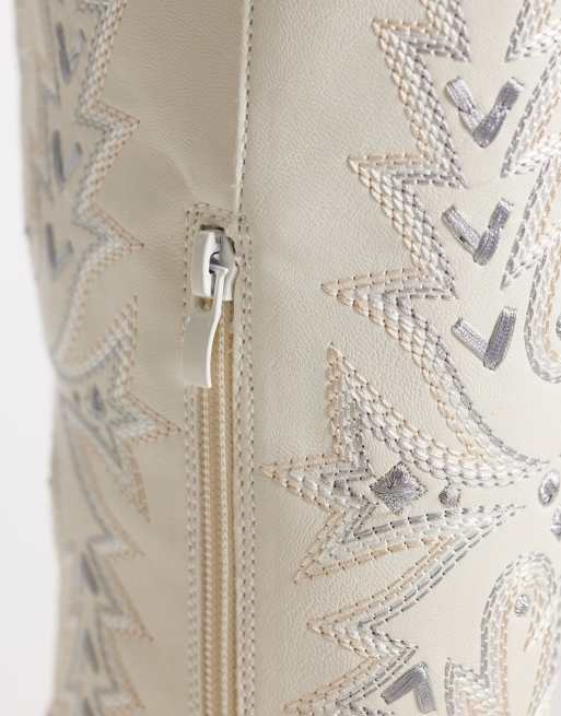 Glamorous - Cremehvide western-knæstøvler med broderinger, 4 af 4