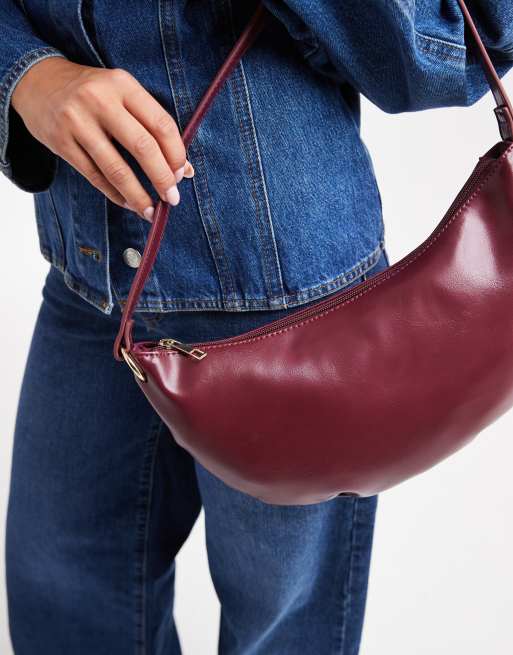 Glamorous crescent shoulder bag in burgundy, 4 of 4