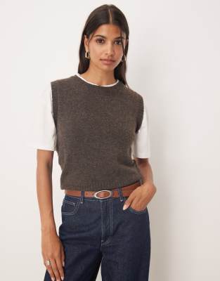 Vest 1