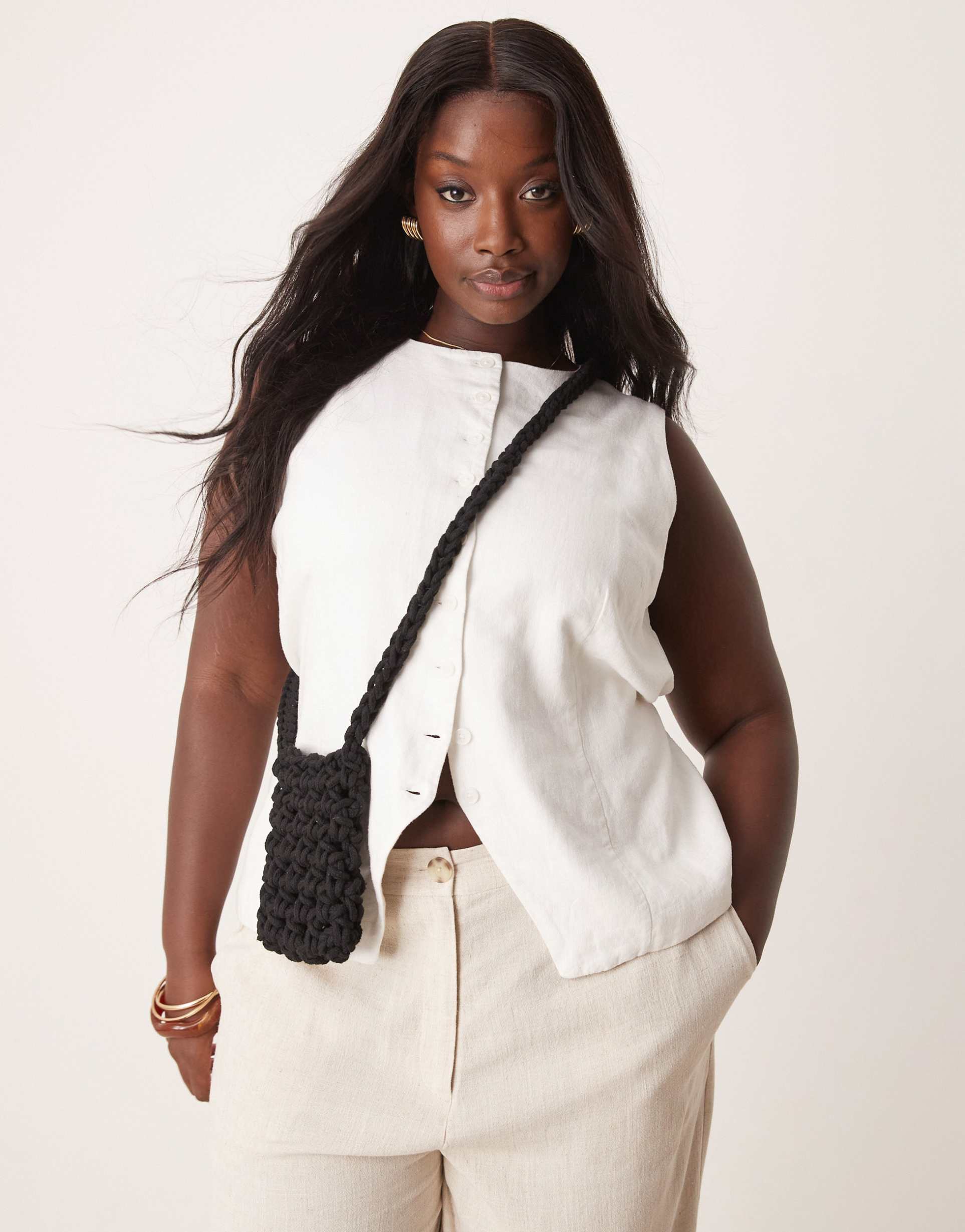 glamorous crochet crossbody phone bag in black