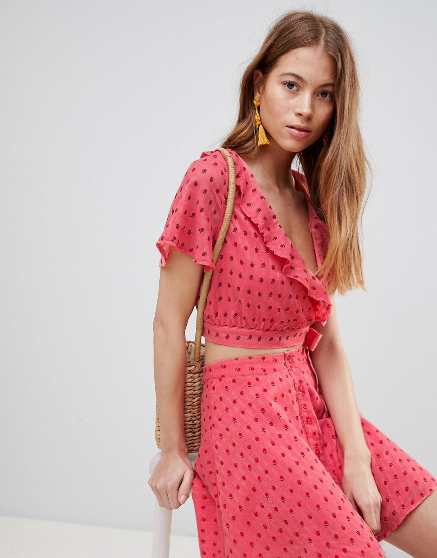 Glamorous Crop Top With Frill Collar And Tie Side In Ditsy Rose Co-Ord-Pink