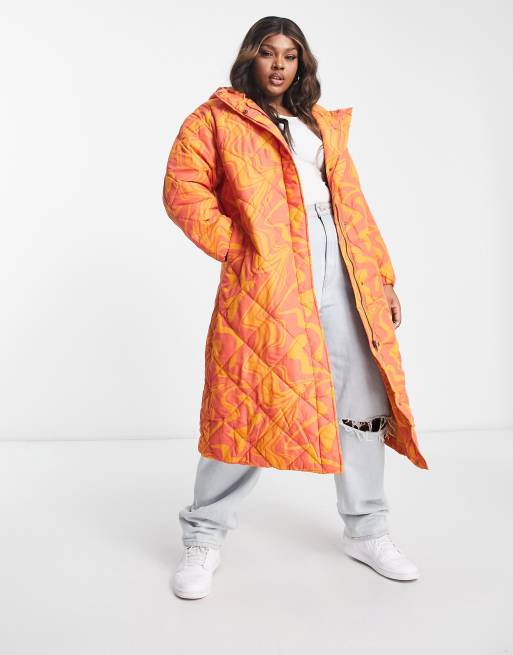 Glamorous Curve – Caterpillar – Orange, marmormönstrad och quiltad kappa, 3 av 4