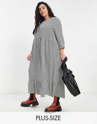 Glamorous Curve midaxi smock dress with pleated hem in bubble daisy print