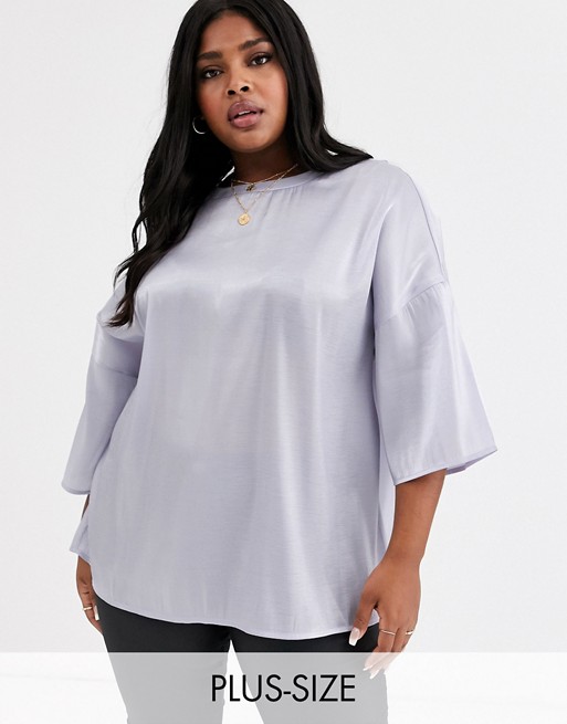 Glamorous Curve relaxed top in soft organza