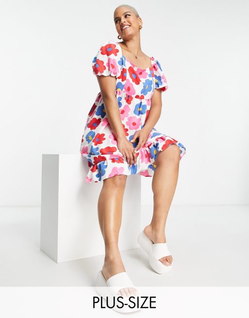 Glamorous Curve – Sukienka mini z bufkami w kwiatowy wzór w stylu lat 60.