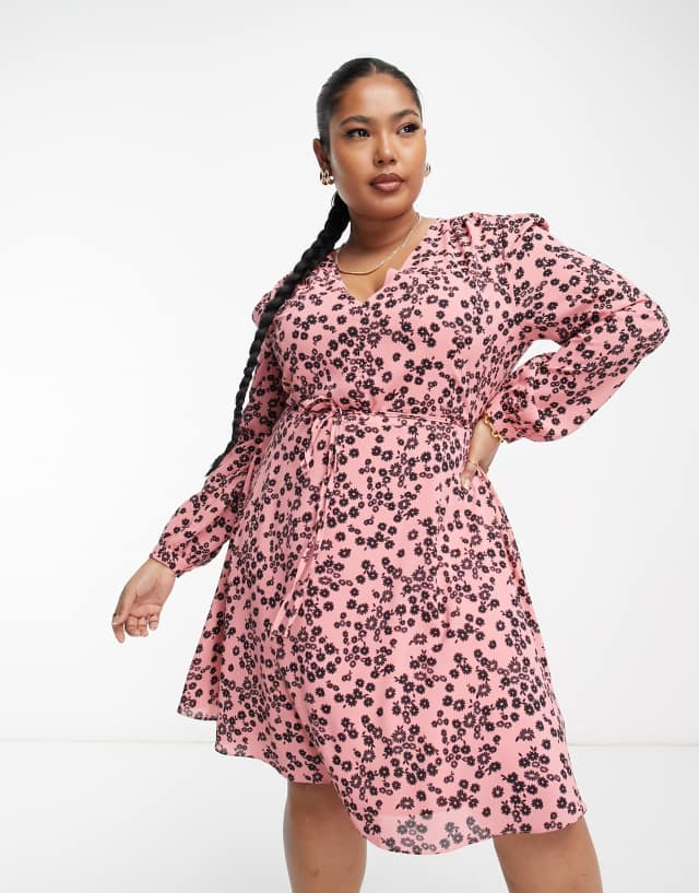 Glamorous Curve v neck tie waist long sleeve mini dress in pink black daisy