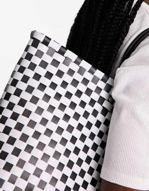 Glamorous – Czarno-biała pleciona torba typu tote w kratkę vichy, 4 z 4