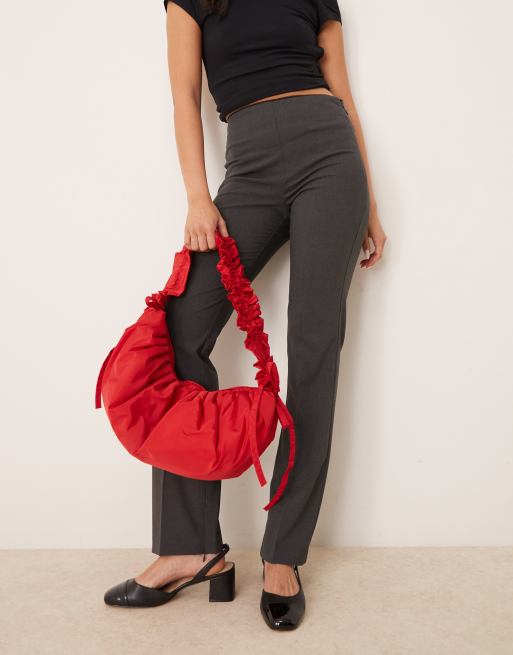 Glamorous – Czerwona marszczona torebka crossbody z nylonu , 3 z 4