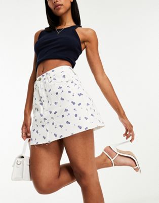 Glamorous denim a line mini skirt in white blue ditsy