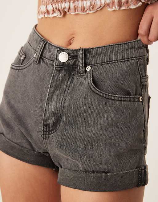 Glamorous denim shorts in washed black, 2 of 5