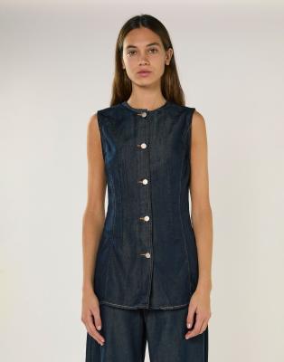 Glamorous Denim Sleeveless Blouse In Blue