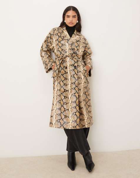 Glamorous double breasted trench coat in beige snakeskin - view 1