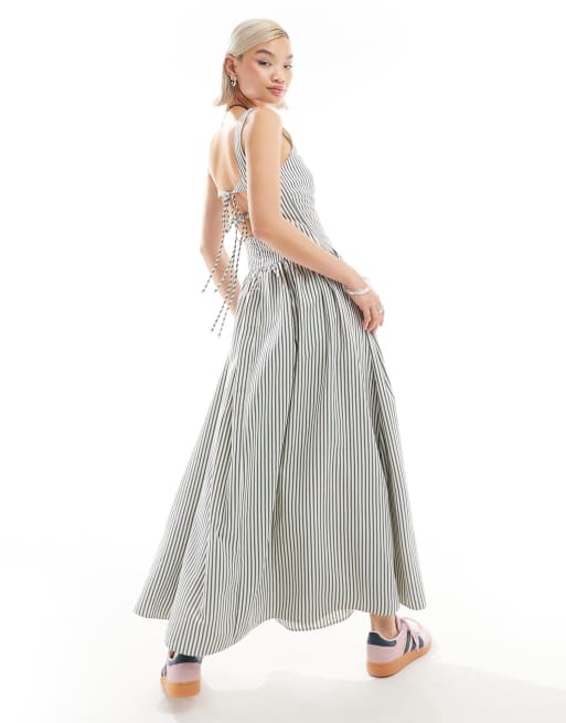 Glamorous drop waist square neck full skirt maxi dress in black white stripe, 4 of 4