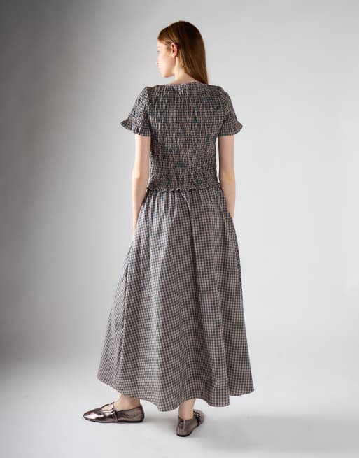 Glamorous Elastic waist a-line maxi skirt in taupe blue check, 3 of 4