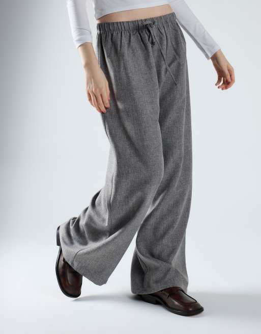 Glamorous Elastic waist wide leg trousers in mid grey, 2 of 4