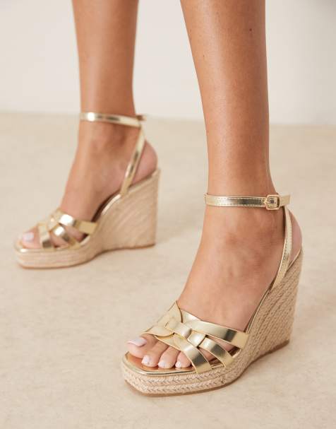 Glamorous espadrille wedge heeled sandals in gold - view 1