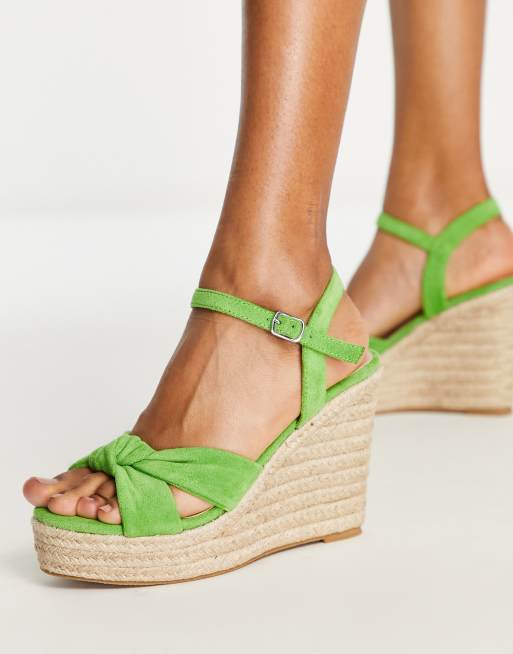 Glamorous espadrille wedge sandals in tan micro