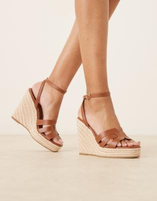 Glamorous Espadrilles Wedge Heeled Sandals In Brown