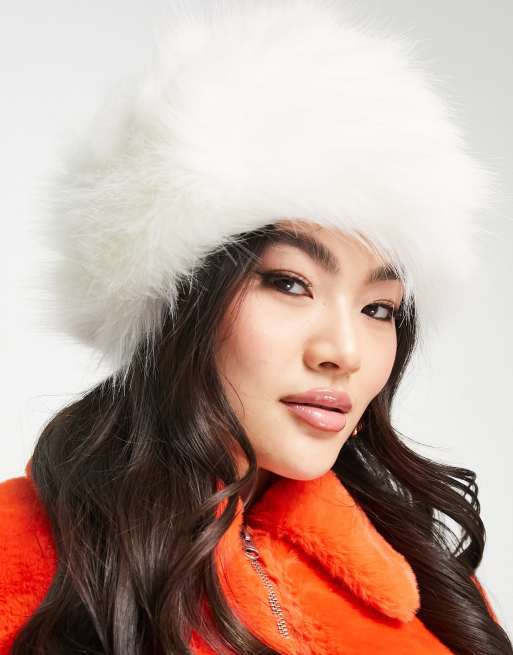 Glamorous Exclusive – Biała czapka ze sztucznego futra, 4 z 4