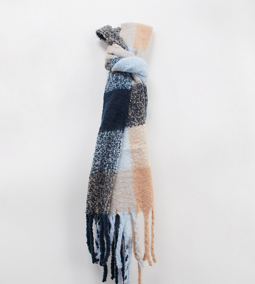 Glamorous Exclusive Oversized Scarf In Tonal Camel Check-neutral