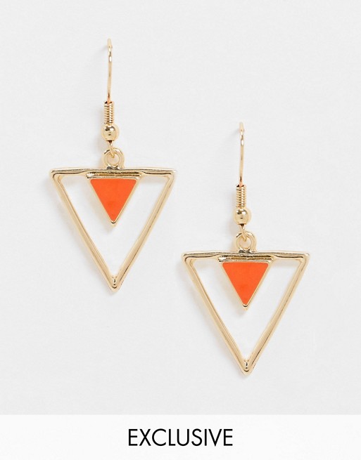 Glamorous Exclusive triangle earrings with enamel drop in gold