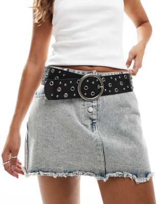 Glamorous Glamorous eyelet chunky belt in black