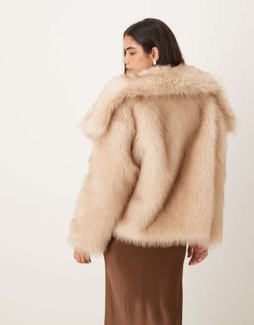 Glamorous Faux fur coat in light sand, 4 of 4