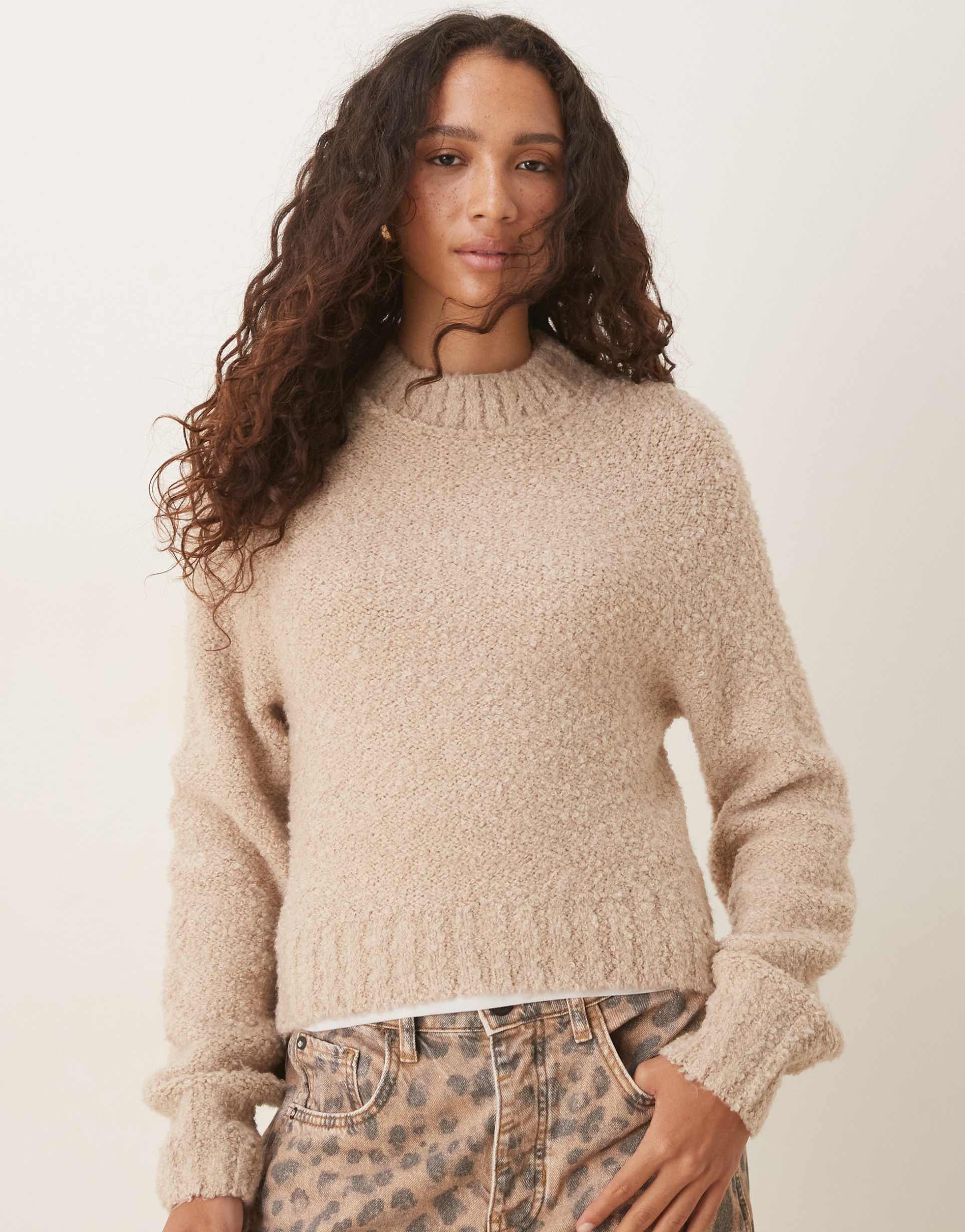glamorous fitted boxy knit sweater in oatmeal
