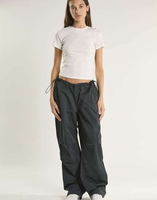 Glamorous Fitted-short-sleeve ribbed-top in off white, 2 of 4
