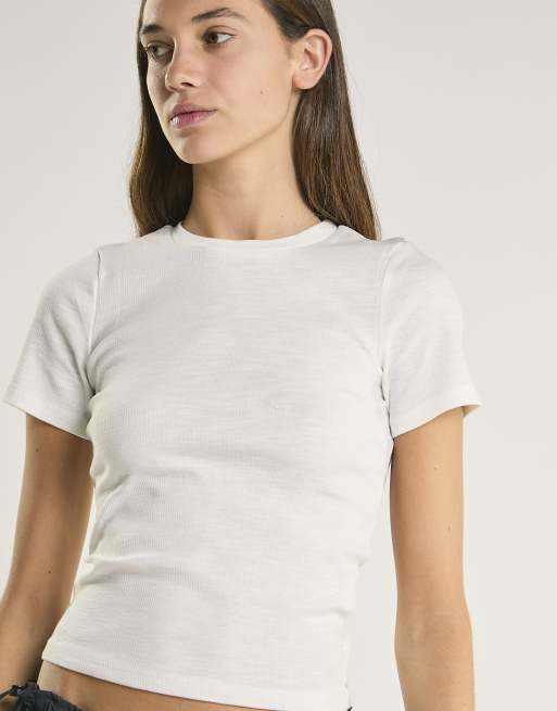 Glamorous Fitted-short-sleeve ribbed-top in off white, 3 of 4