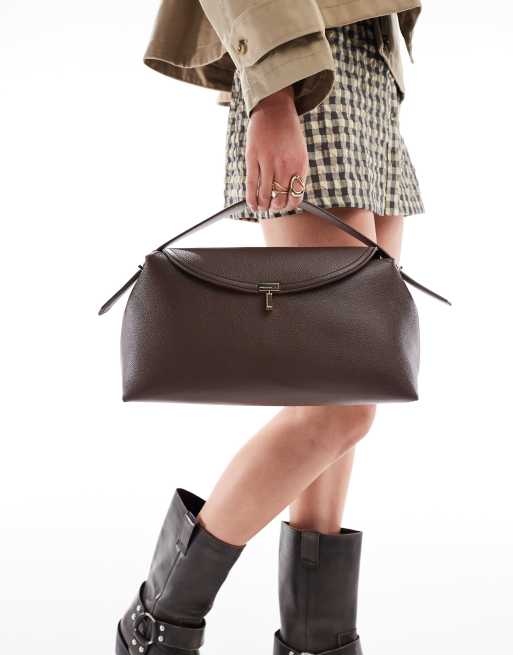 Glamorous flap shoulder bag in chocolate brown