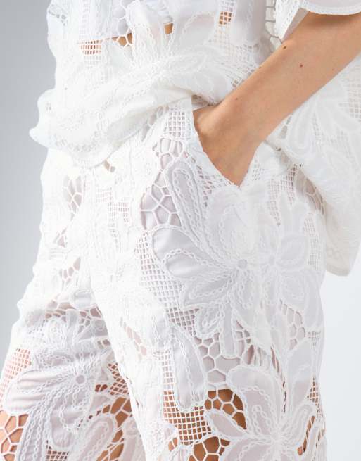 Glamorous Flared leg trousers in white embroidered, 4 of 4