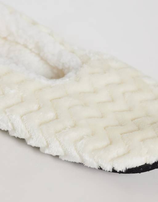 Glamorous fluffy slippers in cream, 2 of 4