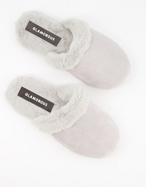 Glamorous fluffy slippers in grey