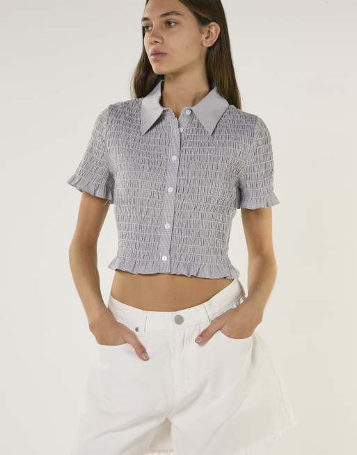 Glamorous Frayed hem denim shorts in white, 2 of 4