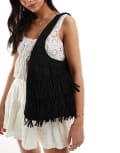 [Glamorous] Glamorous fringed faux suede shoulder bag in black No Size BLACK