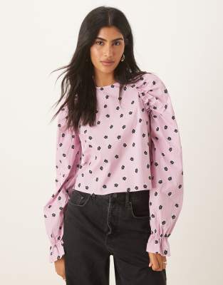 Glamorous Gathered Sleeve Blouse In Pink