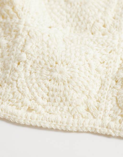 Glamorous - Gehaakte hoofddoek in crème met bloemenmotief , 2 van 3