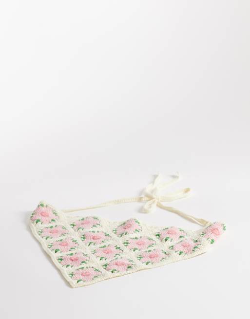 Glamorous - Gehaakte hoofddoek in roze met bloemenmotief, 3 van 3