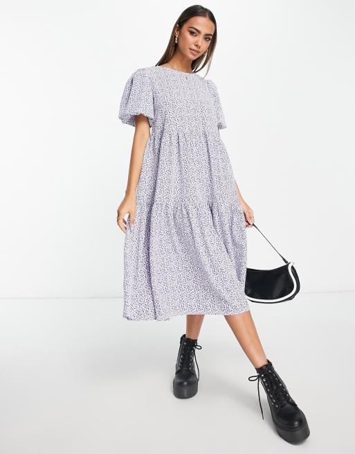 Glamorous - Gelaagde midi smockjurk met gestrikte achterkant in fijne blauwe print