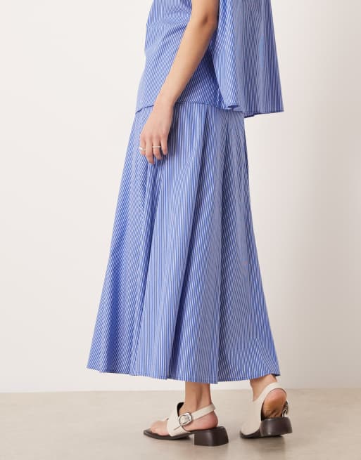Glamorous - Gestreepte midaxi rok met lage taille in blauw en wit, deel van co-ord set, 4 van 5