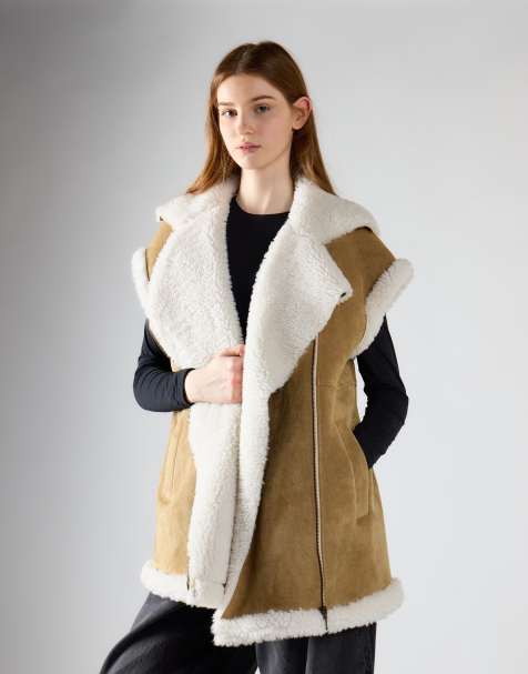 Glamorous Gilet in stone cream - view 1
