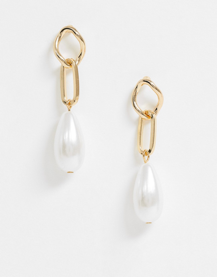Glamorous Gold Link And Pearl Drop Earrings