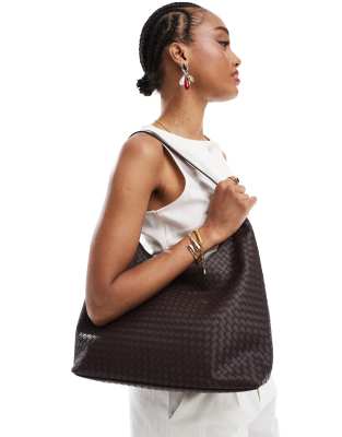 Glamorous - Große Schultertasche mit Webstruktur in Braun