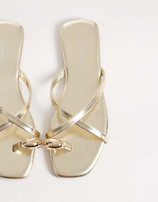 Glamorous - Guldfarvede flade sandaler med tåringe, 2 af 4